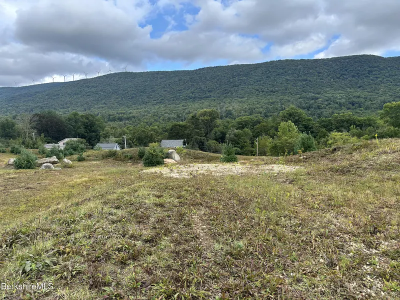 641 River Rd Photo 31