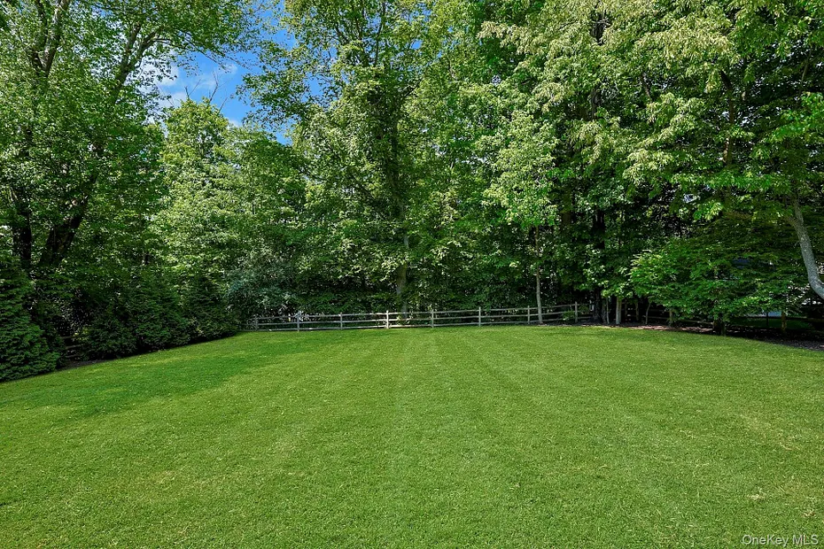 20 Robbins Road Photo 37