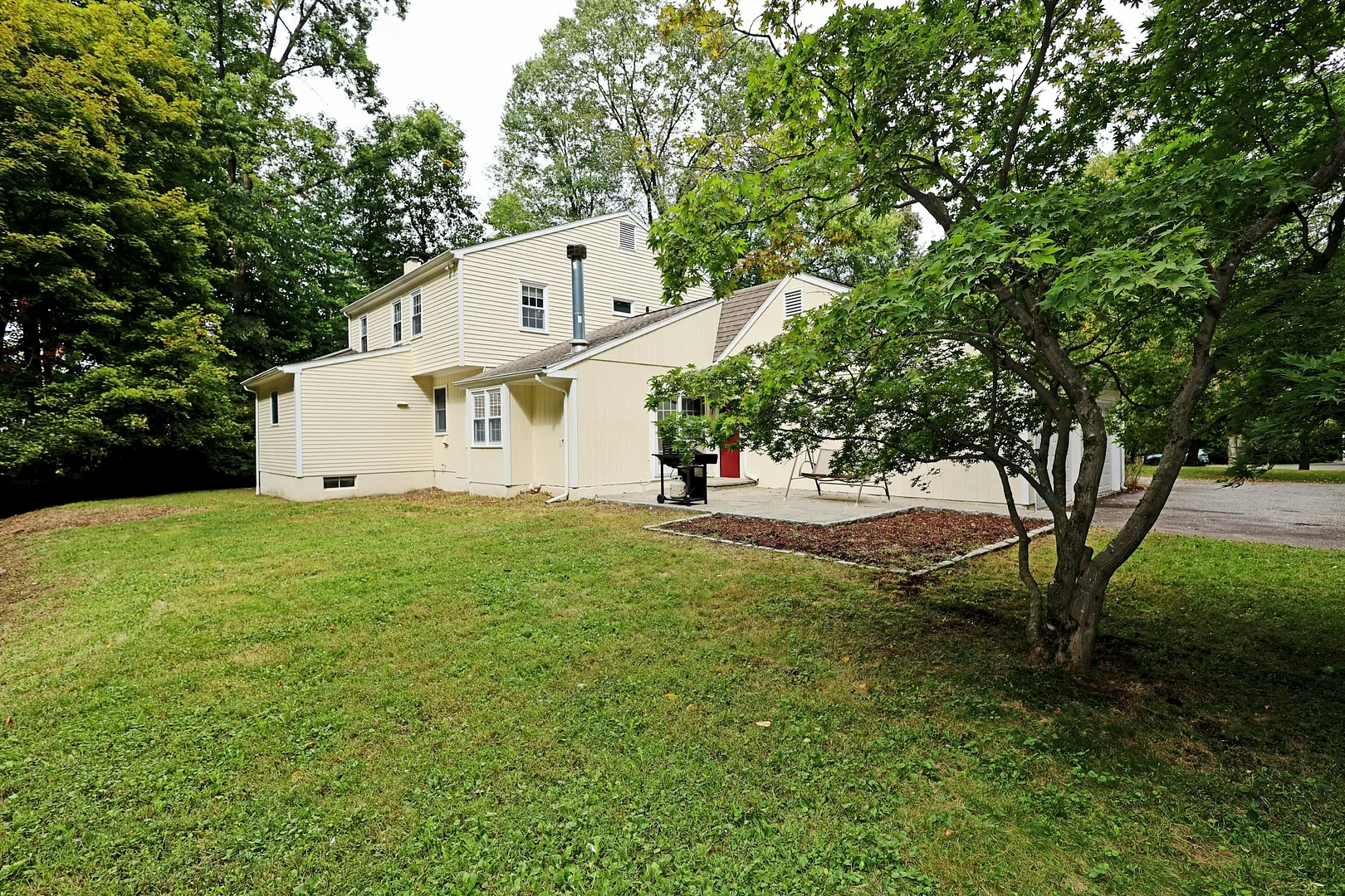 37 Adams Road Photo 3