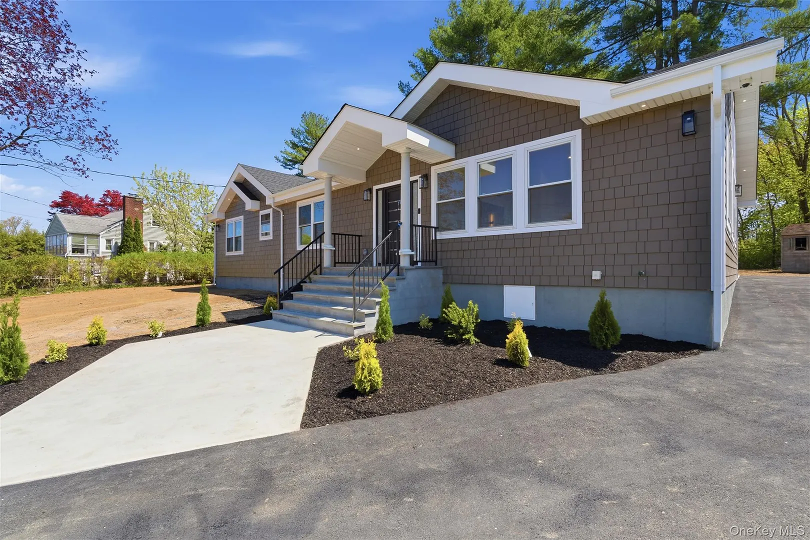 2800 Sarles Drive Photo 3