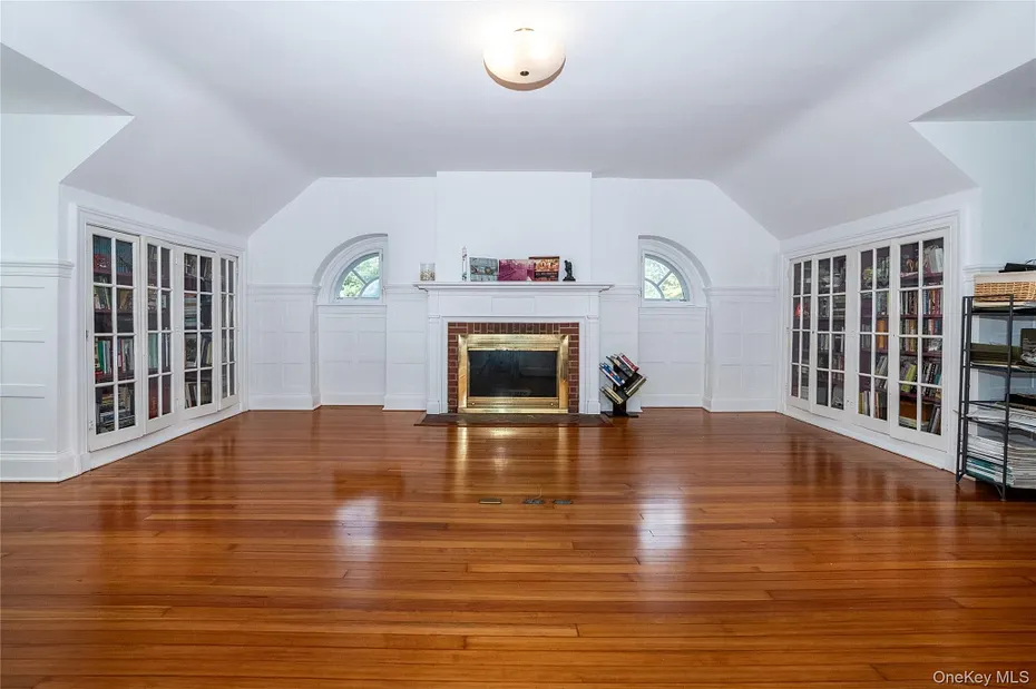 209 Beechmont Drive Photo 29