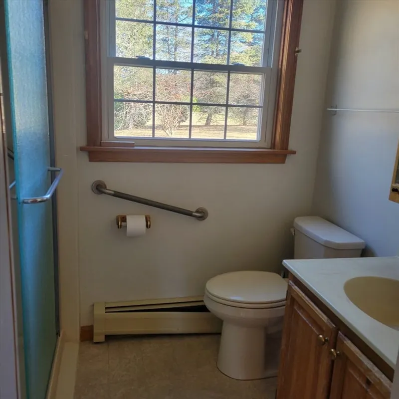 4 Joelle Terrace Photo 7