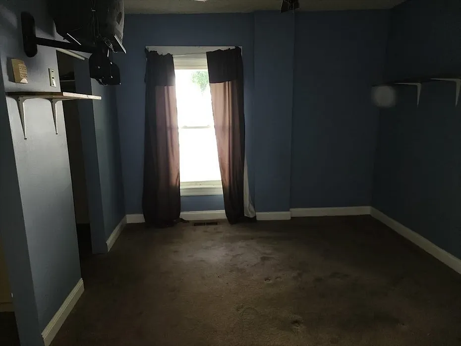 156 Grattan St Photo 10