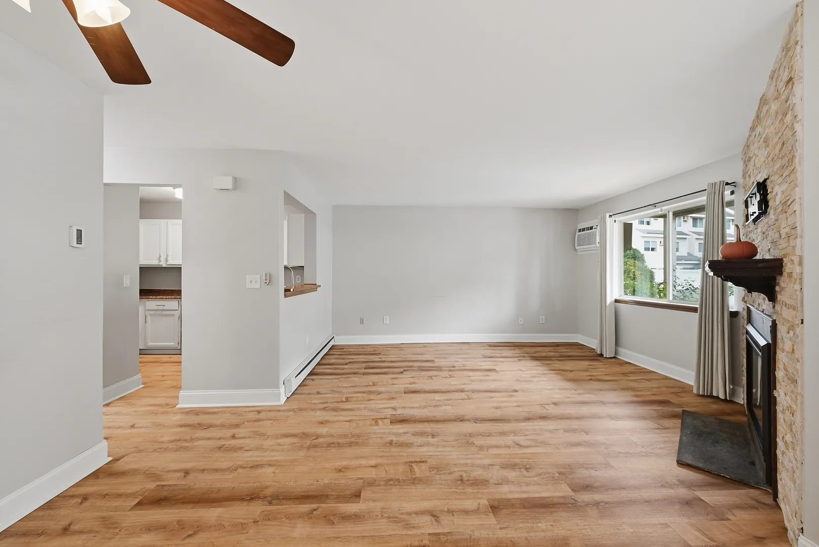 225 Willow Springs #225 Photo 6