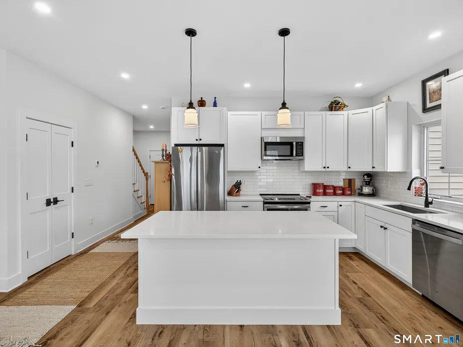 138 Boston Post Road  #7 Photo 2