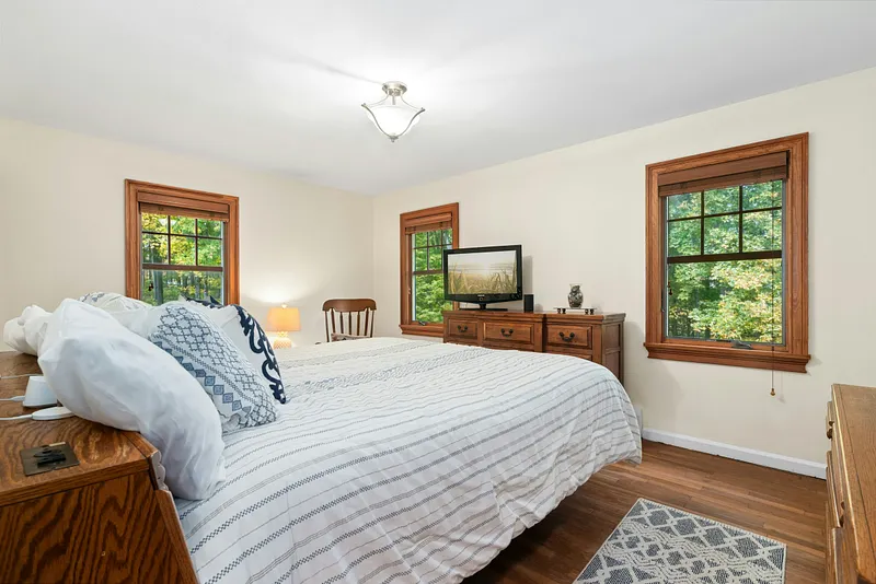 35 Aspen Ledges Road Photo 15