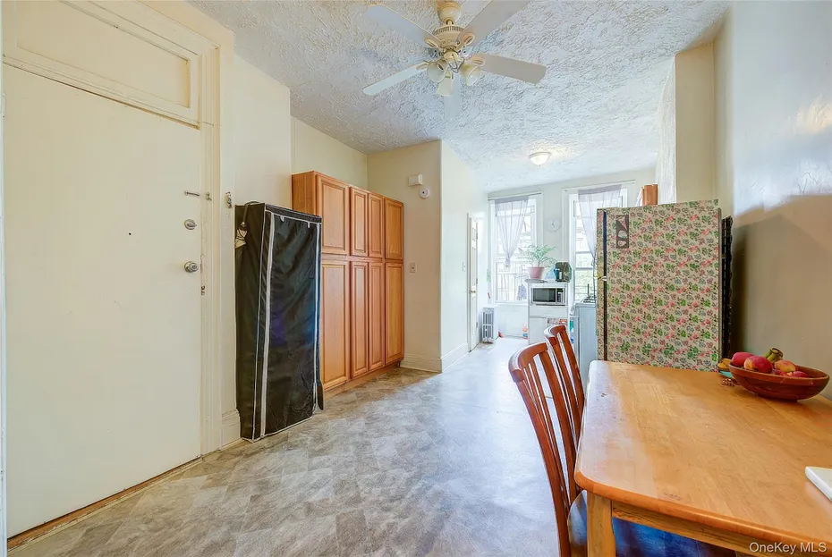 1718 Himrod Street Photo 11