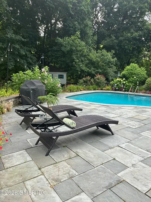 39 Stanwich Road Photo 34