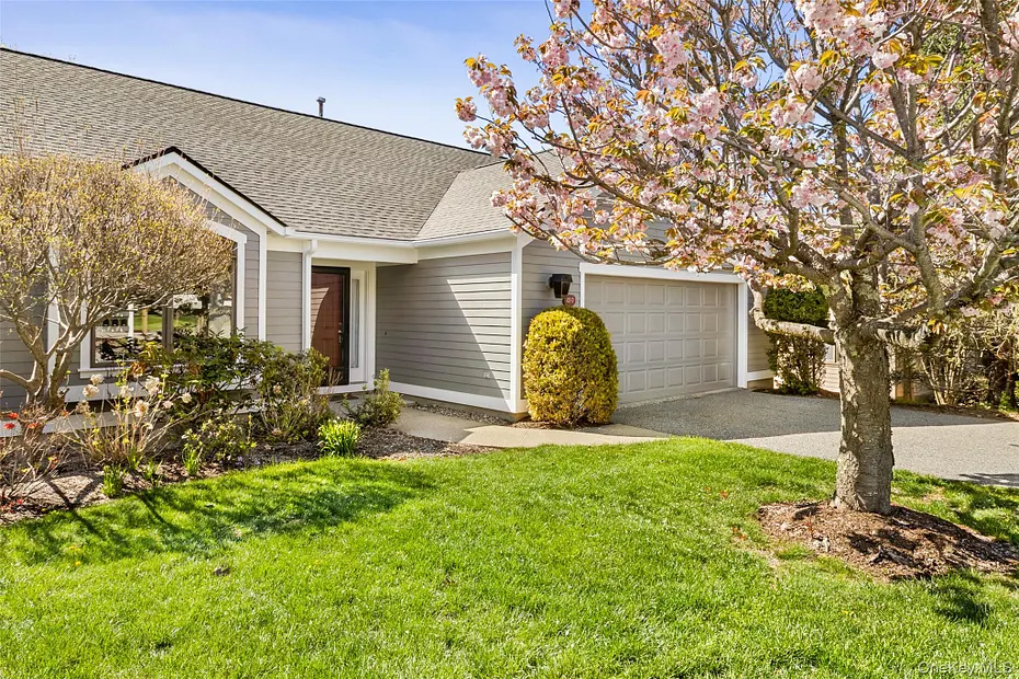 415 Heritage Hills Drive  #D Photo 29