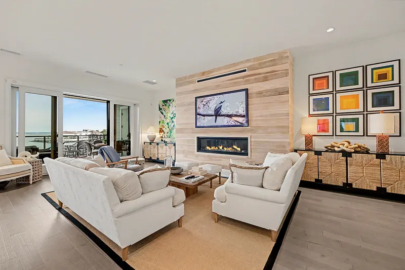 740 Davenport Avenue  #1 Photo 3