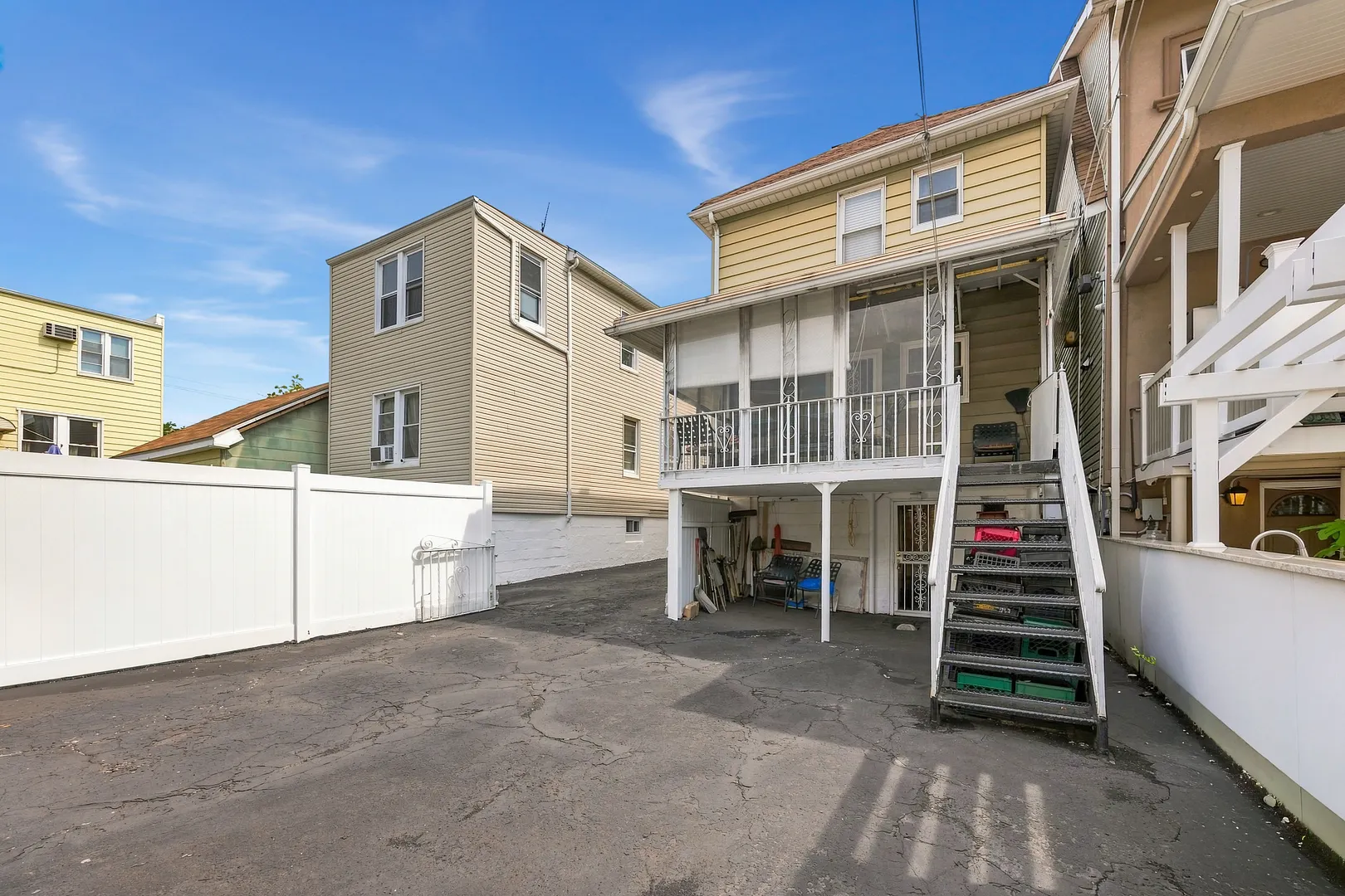 1659 Lurting Avenue Photo 23