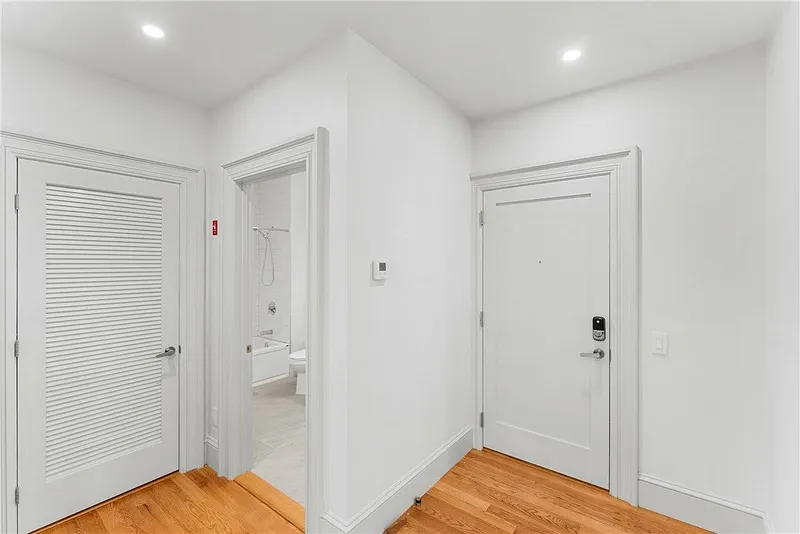 31 Parade Street  #201 Photo 20