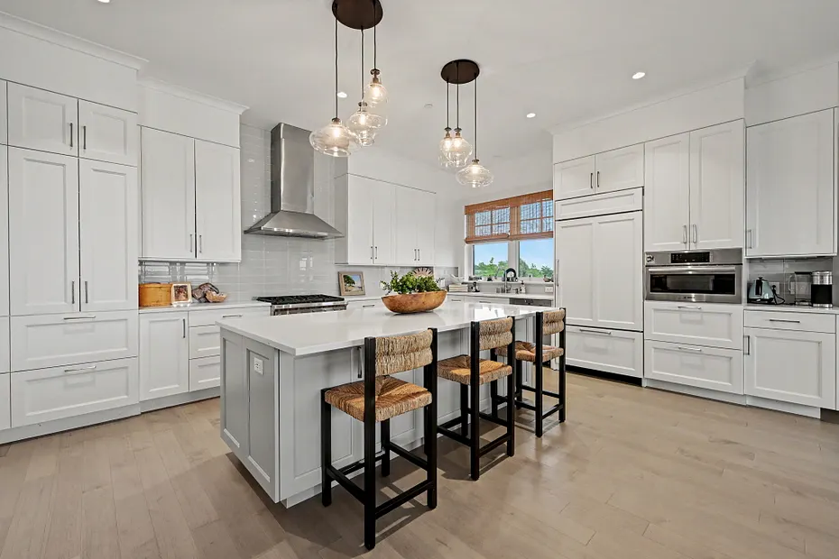 740 Davenport Avenue  #1 Photo 10