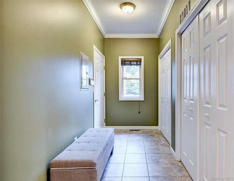 28 Hickory Lane Photo 15