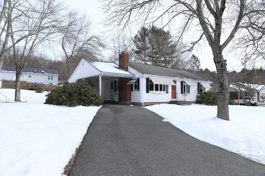 2590 Providence Road Photo 2
