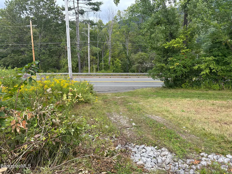 641 River Rd Photo 18