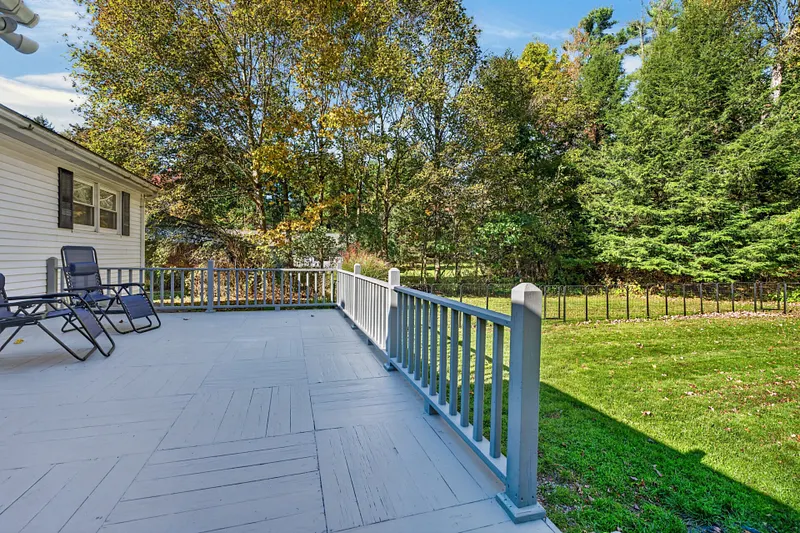 144 Lindley Ter Photo 24