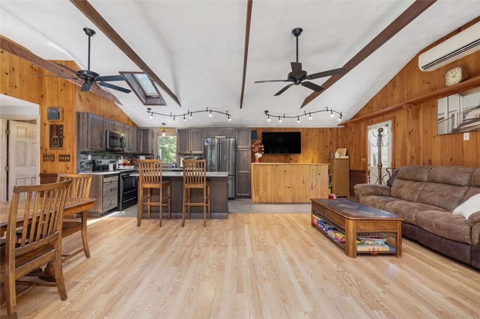 456 Rockland Road Photo 17