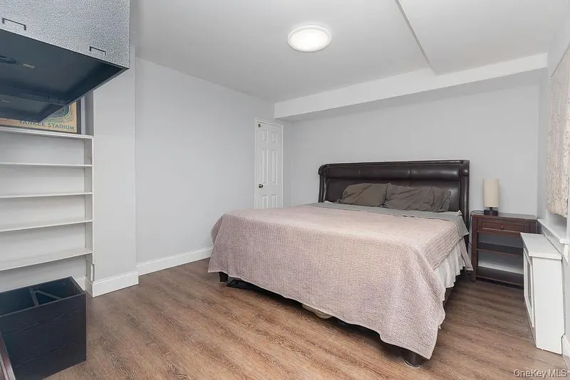 15 Leewood Circle  #1R Photo 12
