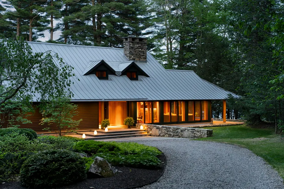 841 Winchester Road Photo 1