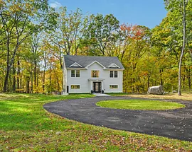 18 Laurel Road