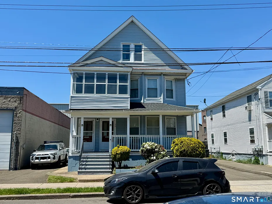 56 Elizabeth Street Photo 1