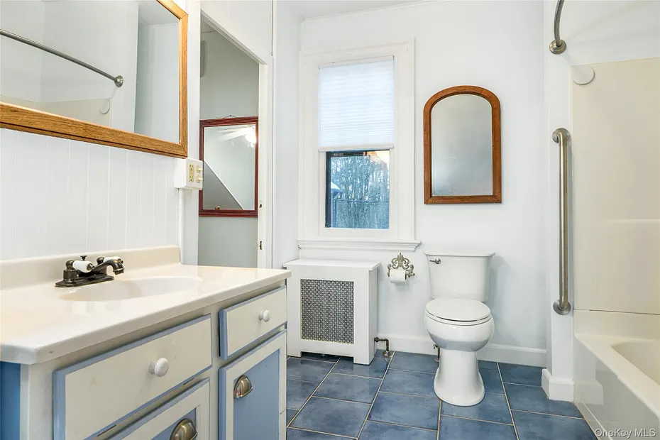 6 Westridge Road Photo 44