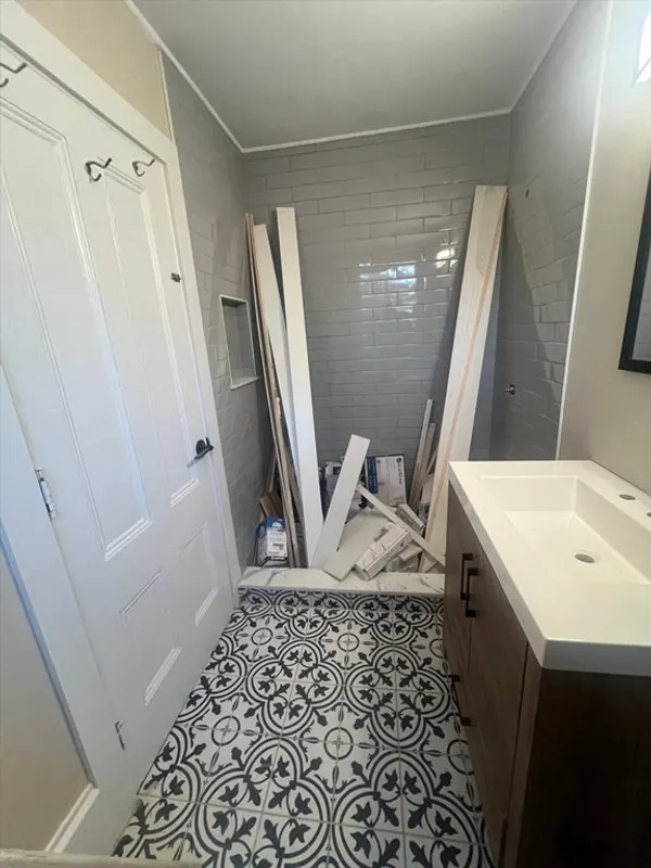 15 Harris St #4 Photo 8