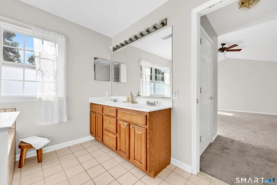 46 Auburn Way Photo 20