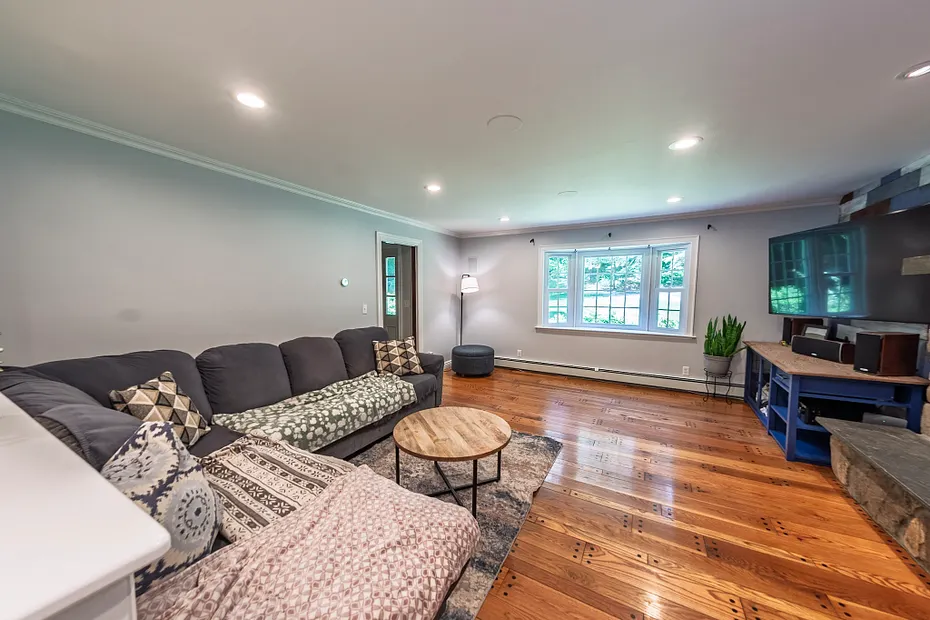 208 Adams Road Photo 8