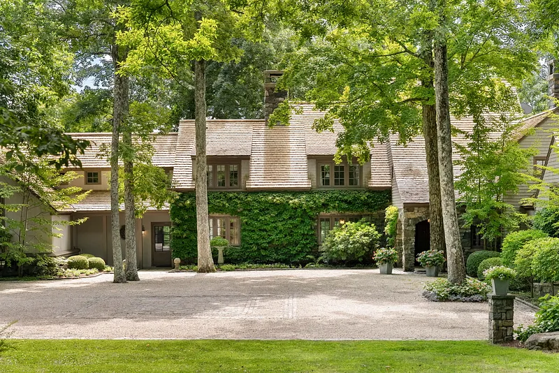 33 Nodine Pasture Road Photo 3