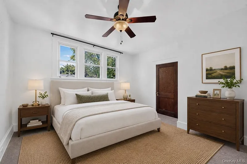 10 S Grand Avenue Photo 30