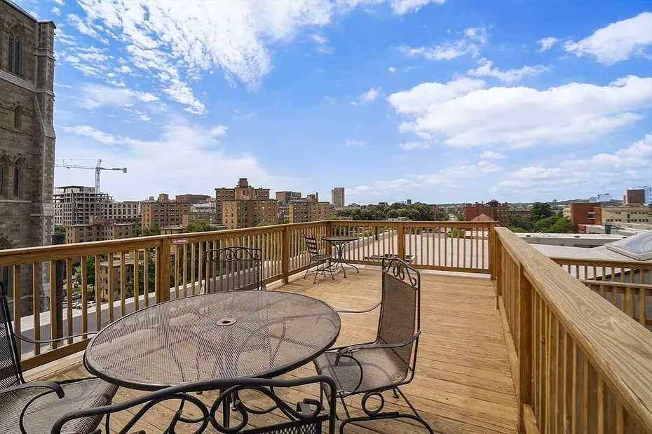 1411 Washington Street  #15 Photo 23