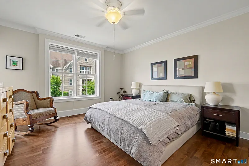 77 Havemeyer Lane  #410 Photo 25