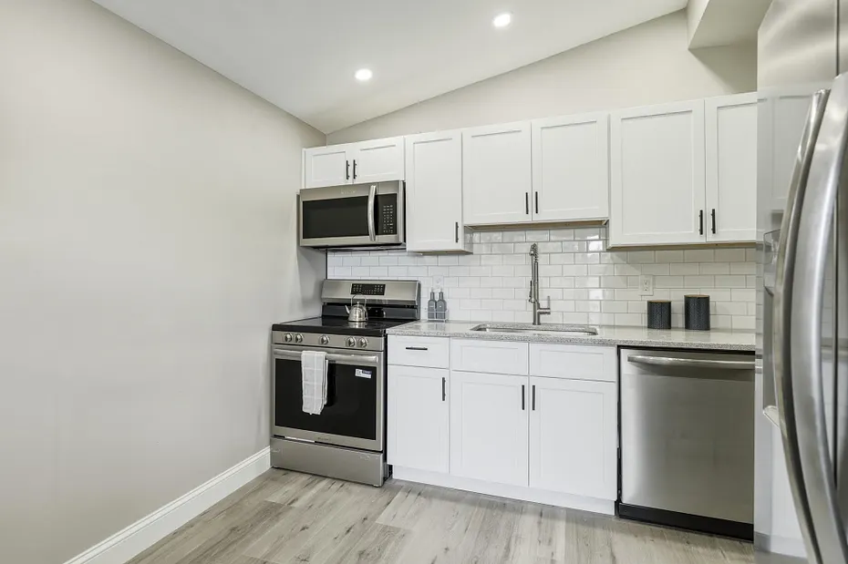 73 Cubles Dr Photo 5