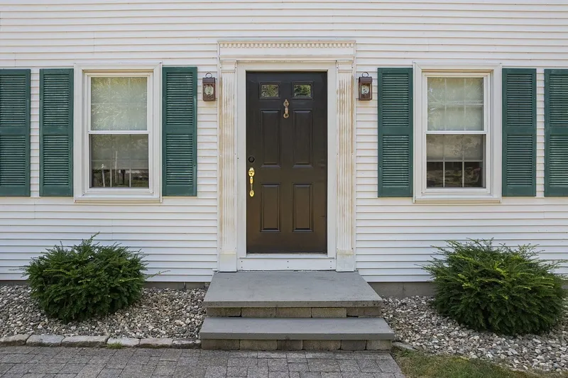 28 Pine Street Photo 26
