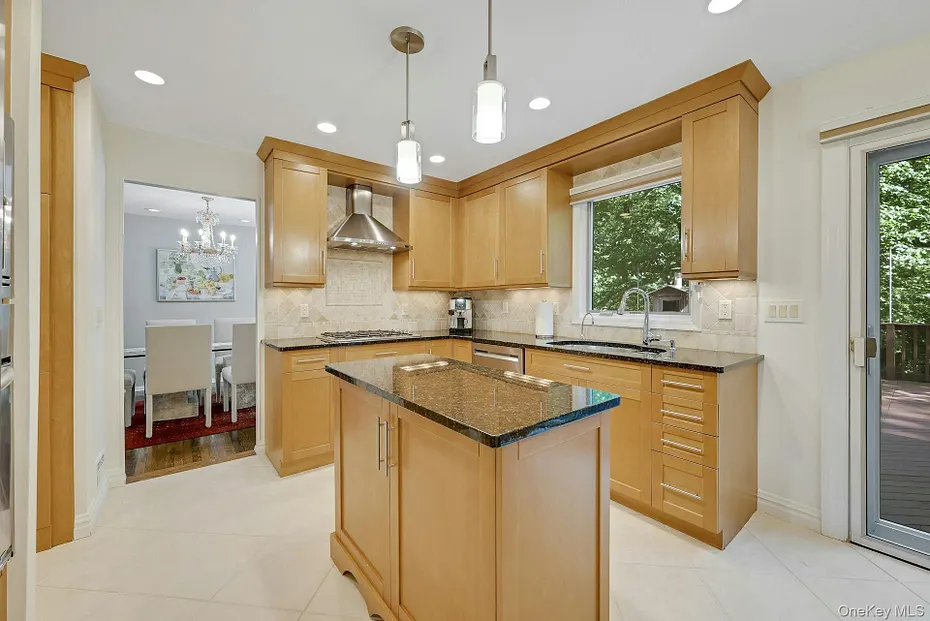 19 York Drive Photo 14