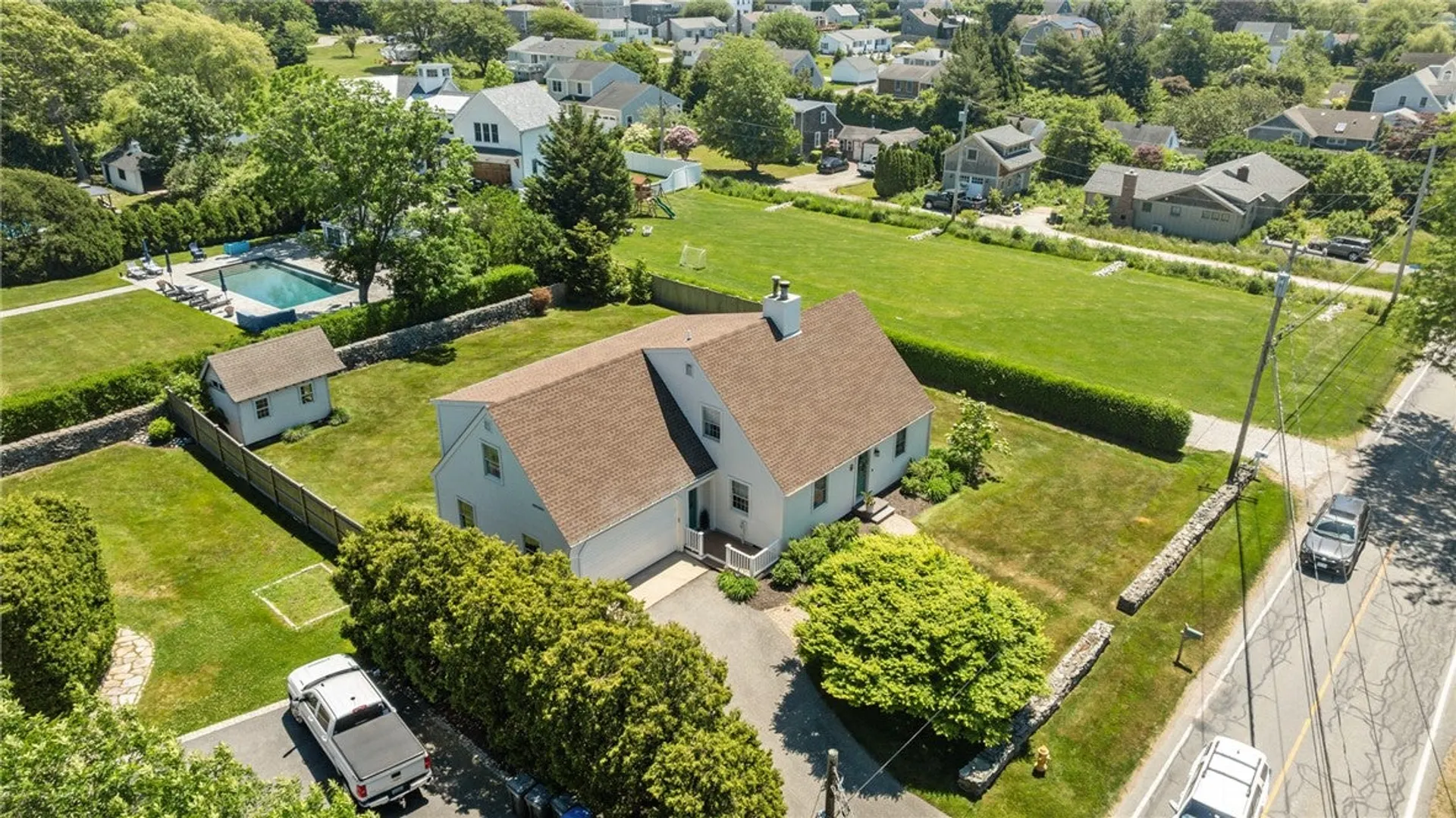 14 Wolcott Avenue Photo 42