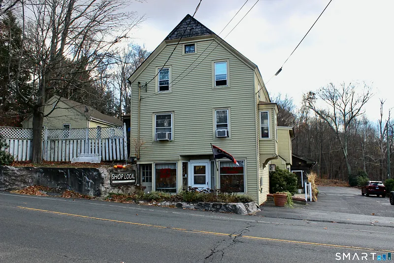 323 Saybrook Road Photo 2