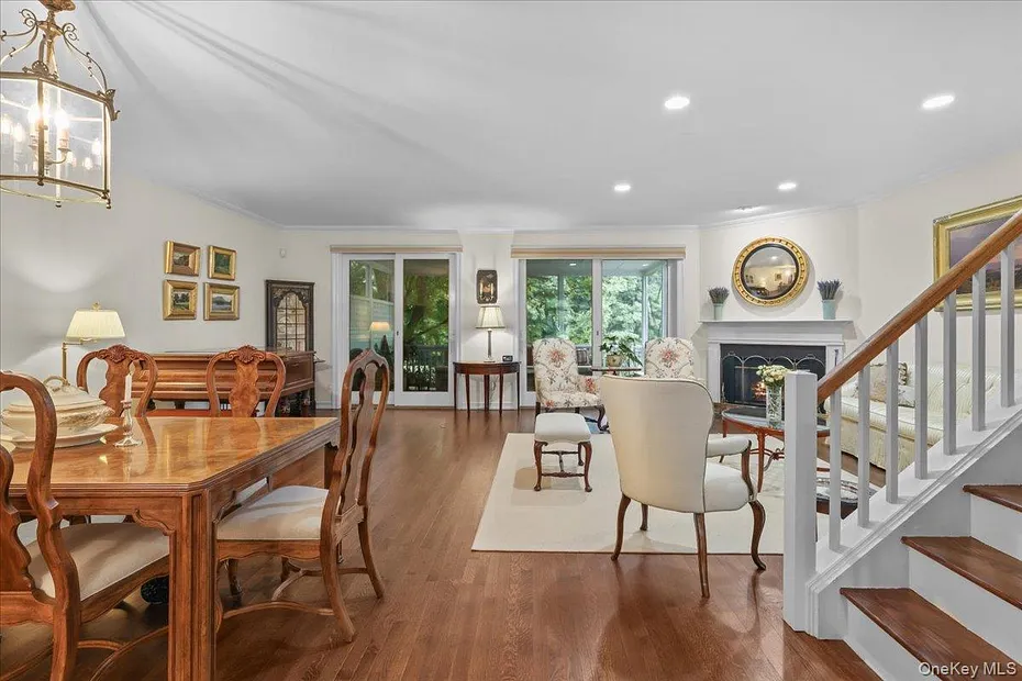 18 Brookview Drive Photo 7