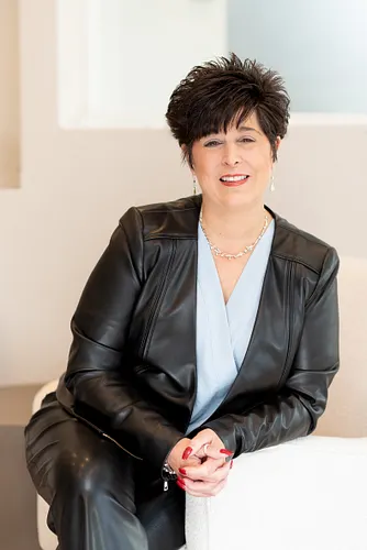 Robin Mor Robin Morrell | William Pitt Sotheby's International Realty