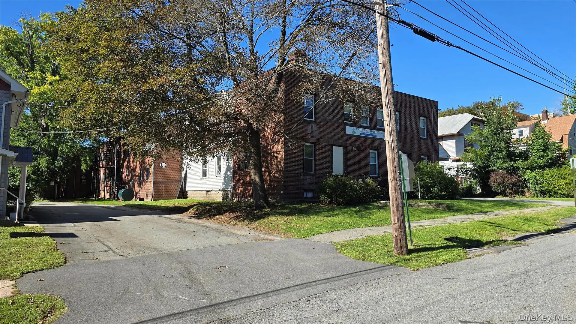 17 Hamilton Avenue Photo 2