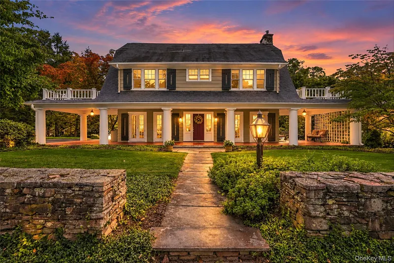 28 Observatory Drive Photo 1