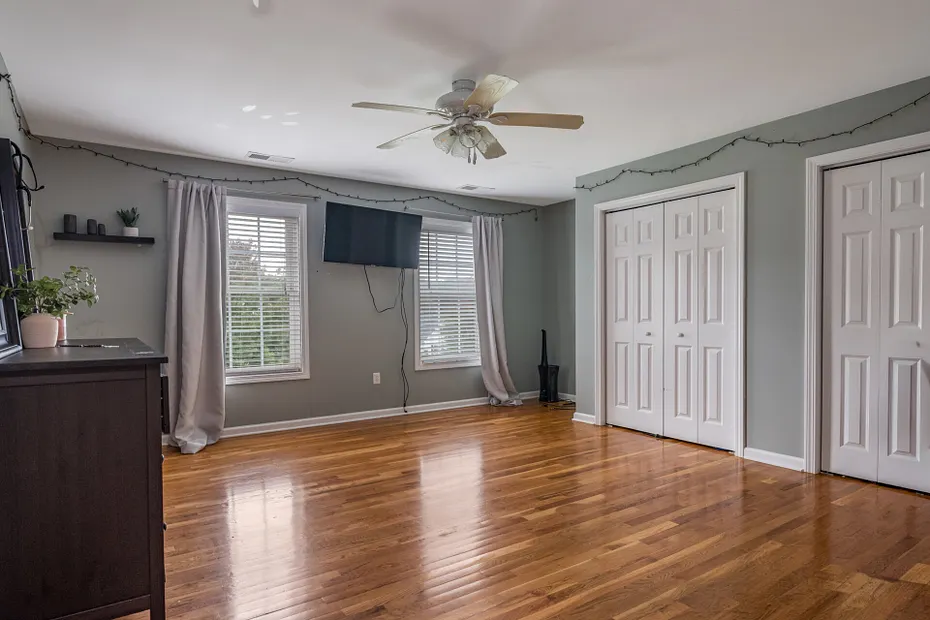9 Pierpont Court Photo 21
