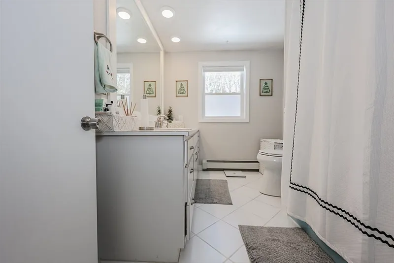 301 Concord Street Photo 16