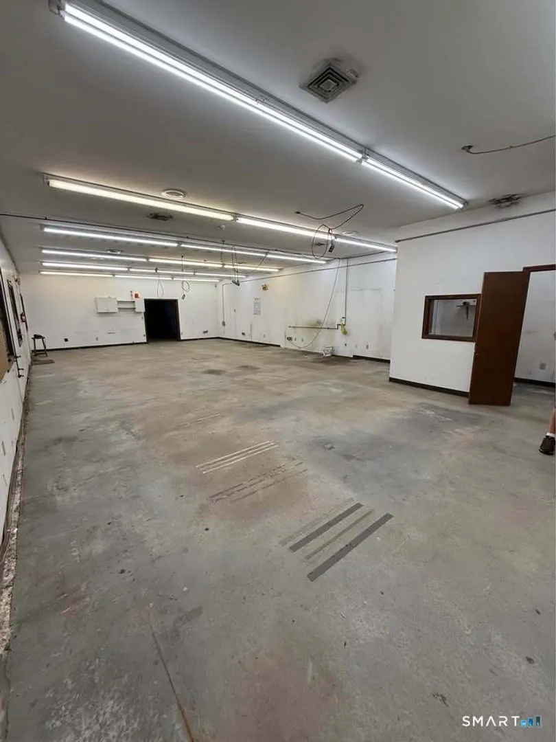 29 Seemans Lane Photo 14