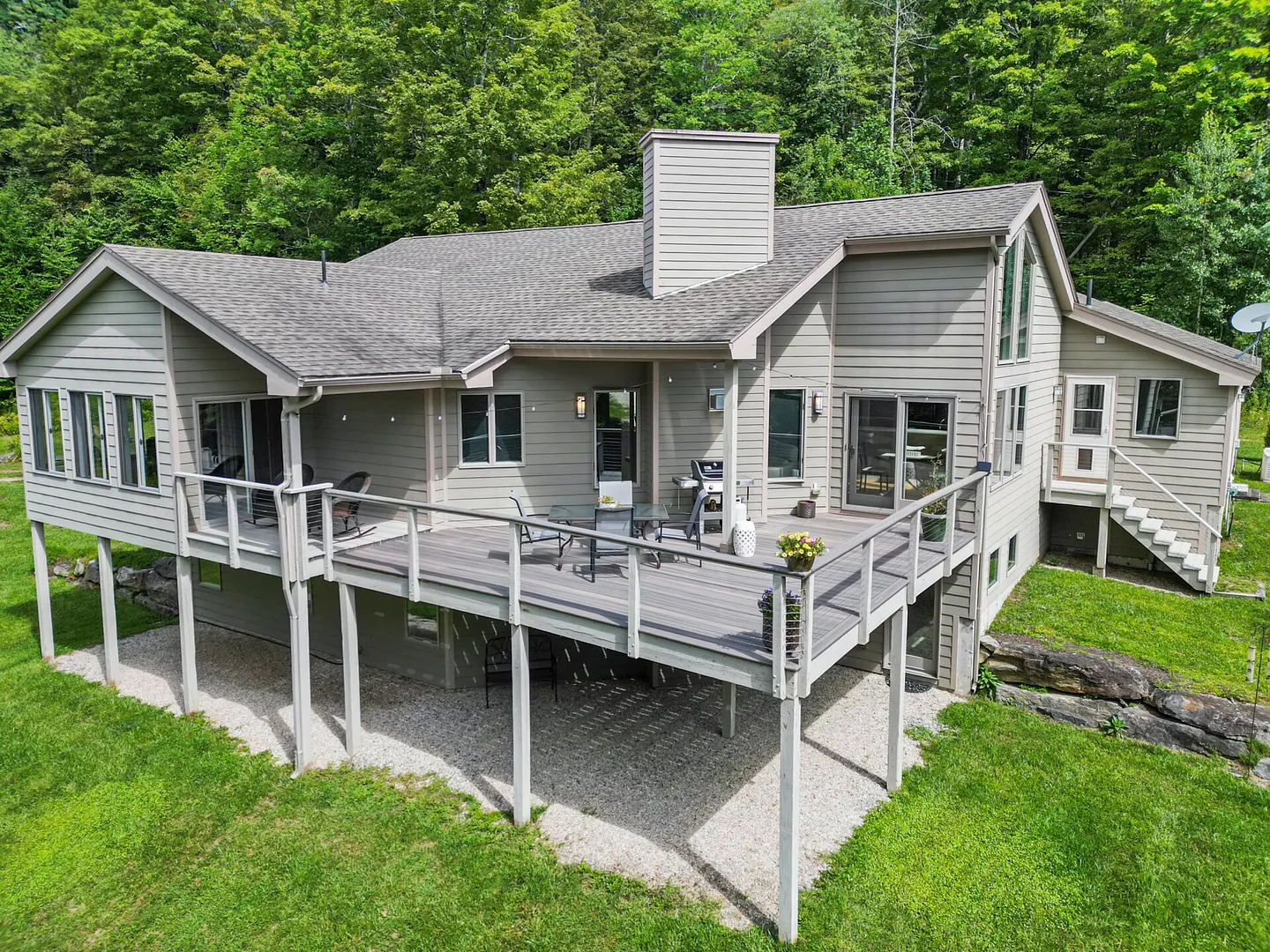 140 Leland Rd Photo 8