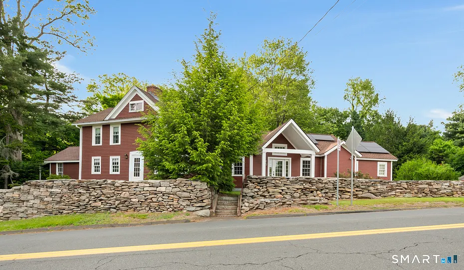 539 Hopewell Road Photo 2