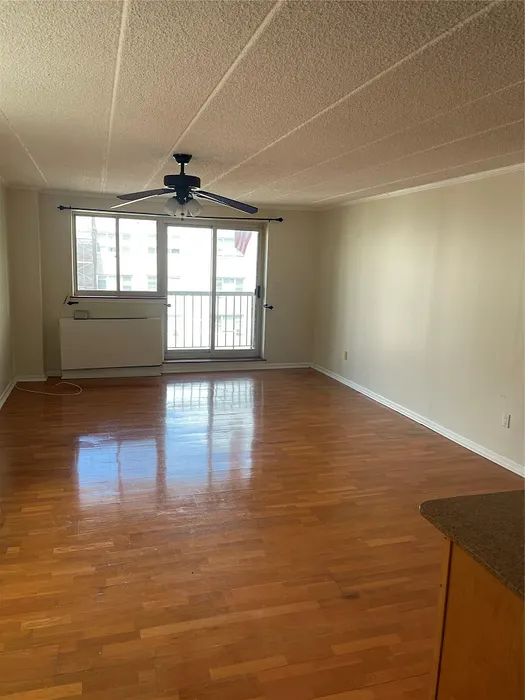3220 Fairfield Avenue  #6D Photo 11