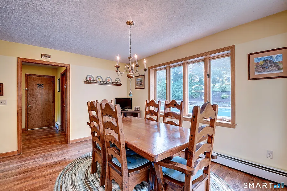6 Smithbrook Terrace Photo 10